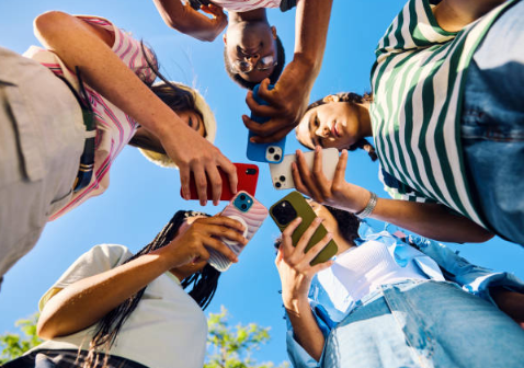 How Social Media Marketing Firms Drive Business Growth Online